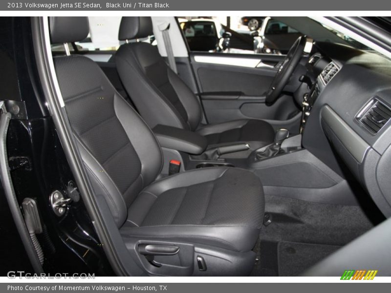 Black Uni / Titan Black 2013 Volkswagen Jetta SE Sedan