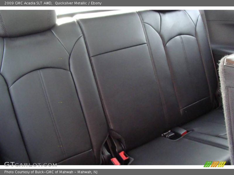Quicksilver Metallic / Ebony 2009 GMC Acadia SLT AWD
