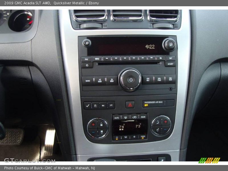 Quicksilver Metallic / Ebony 2009 GMC Acadia SLT AWD