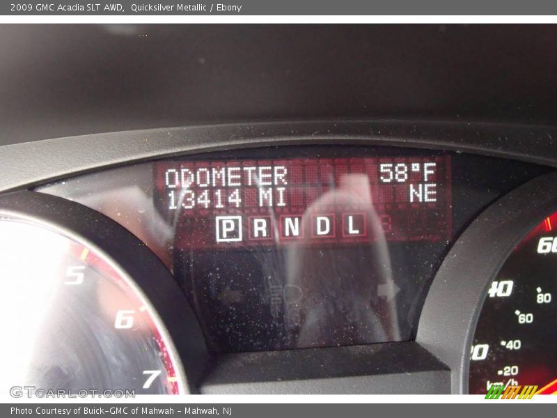 Quicksilver Metallic / Ebony 2009 GMC Acadia SLT AWD