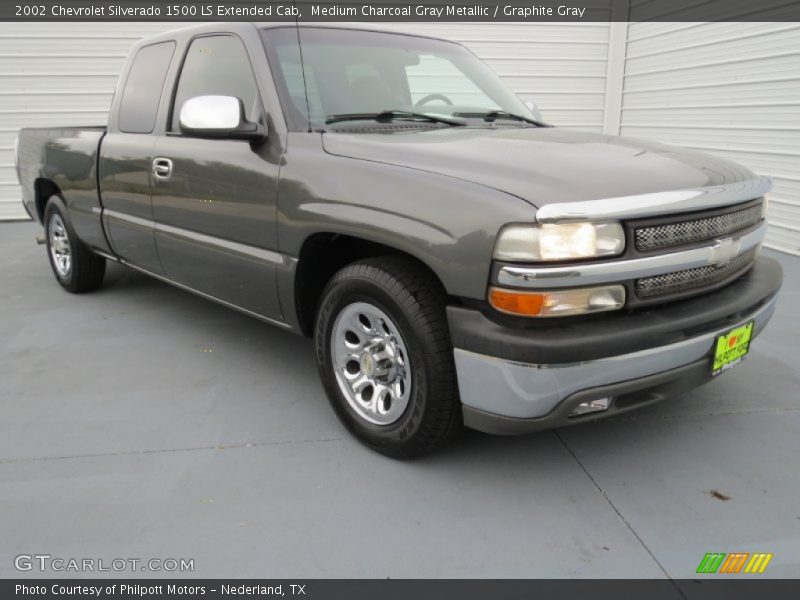 Medium Charcoal Gray Metallic / Graphite Gray 2002 Chevrolet Silverado 1500 LS Extended Cab