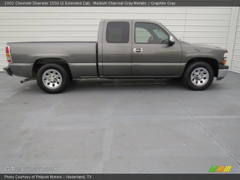 Medium Charcoal Gray Metallic / Graphite Gray 2002 Chevrolet Silverado 1500 LS Extended Cab