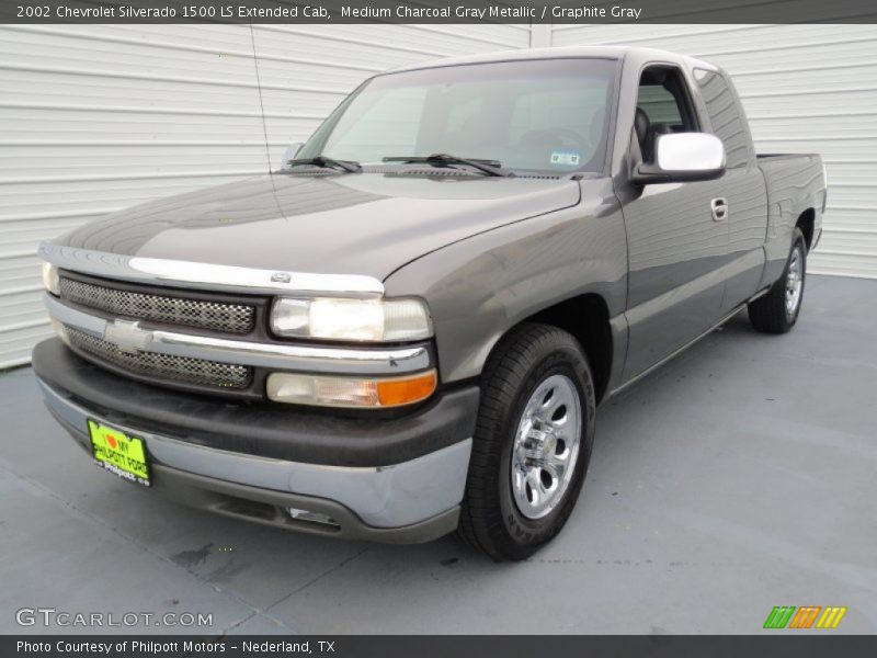 Medium Charcoal Gray Metallic / Graphite Gray 2002 Chevrolet Silverado 1500 LS Extended Cab