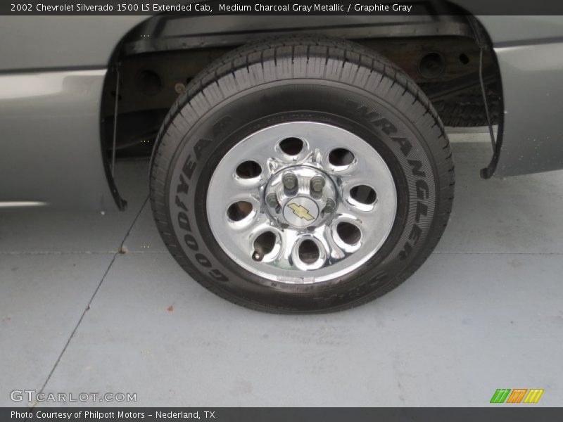 Medium Charcoal Gray Metallic / Graphite Gray 2002 Chevrolet Silverado 1500 LS Extended Cab