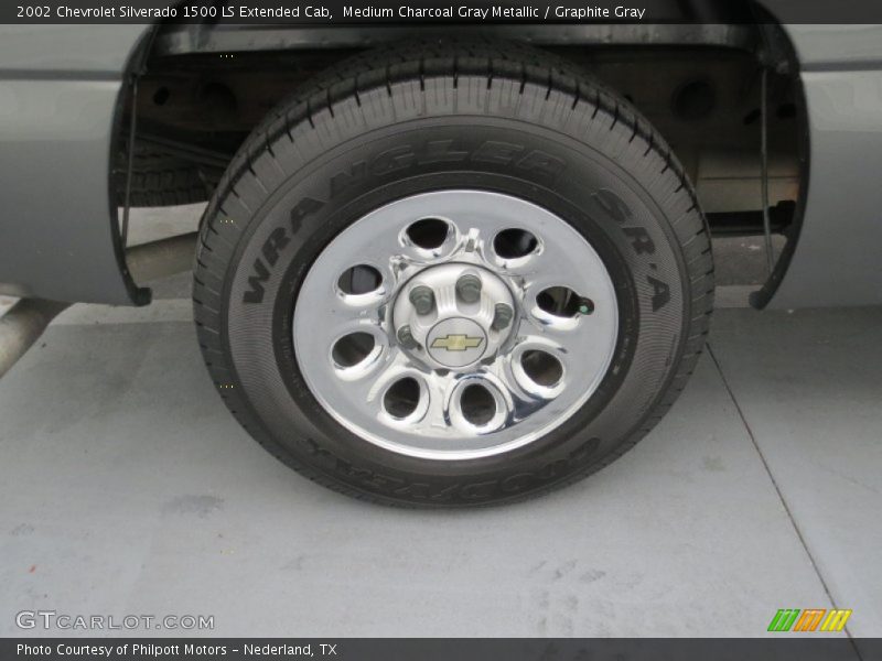 Medium Charcoal Gray Metallic / Graphite Gray 2002 Chevrolet Silverado 1500 LS Extended Cab