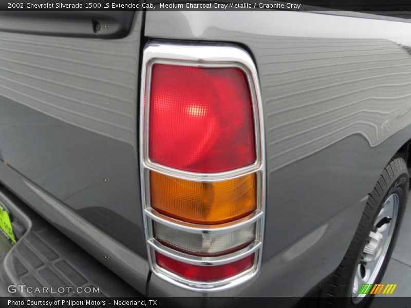 Medium Charcoal Gray Metallic / Graphite Gray 2002 Chevrolet Silverado 1500 LS Extended Cab