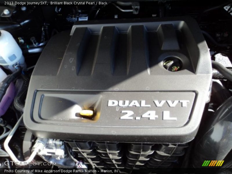 Brilliant Black Crystal Pearl / Black 2013 Dodge Journey SXT