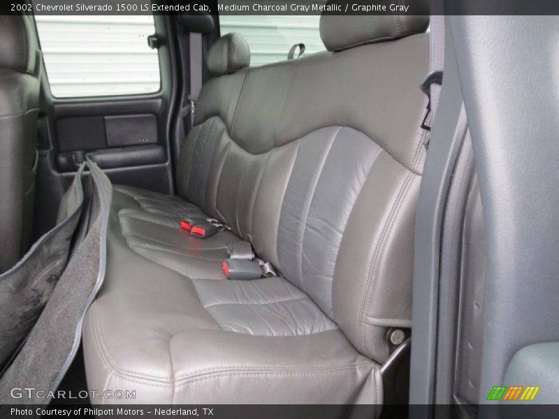 Medium Charcoal Gray Metallic / Graphite Gray 2002 Chevrolet Silverado 1500 LS Extended Cab