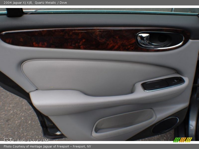 Quartz Metallic / Dove 2004 Jaguar XJ XJ8