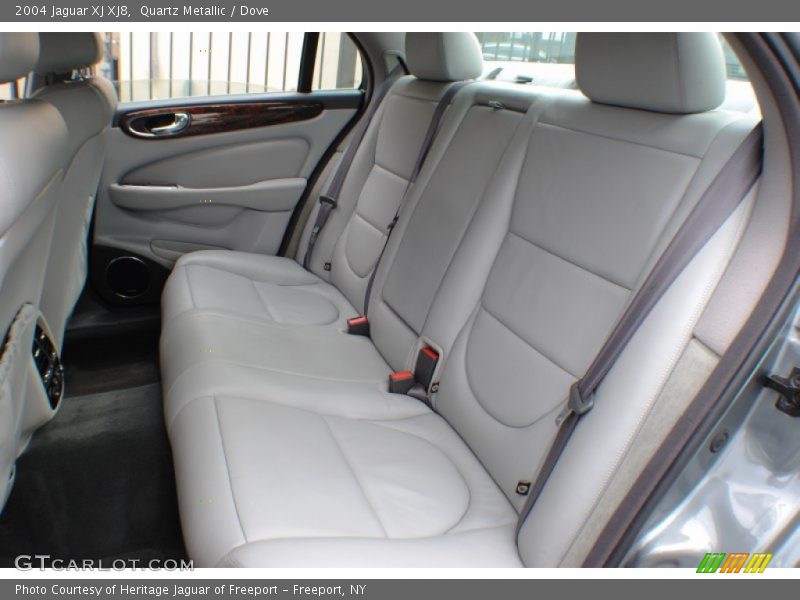 Quartz Metallic / Dove 2004 Jaguar XJ XJ8