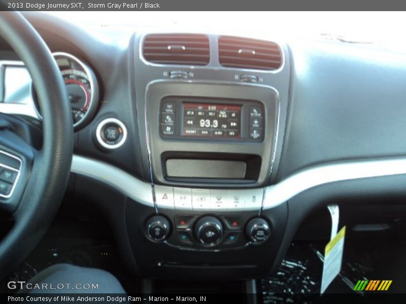 Storm Gray Pearl / Black 2013 Dodge Journey SXT