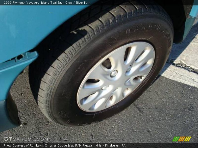 Island Teal Satin Glow / Silver Fern 1999 Plymouth Voyager