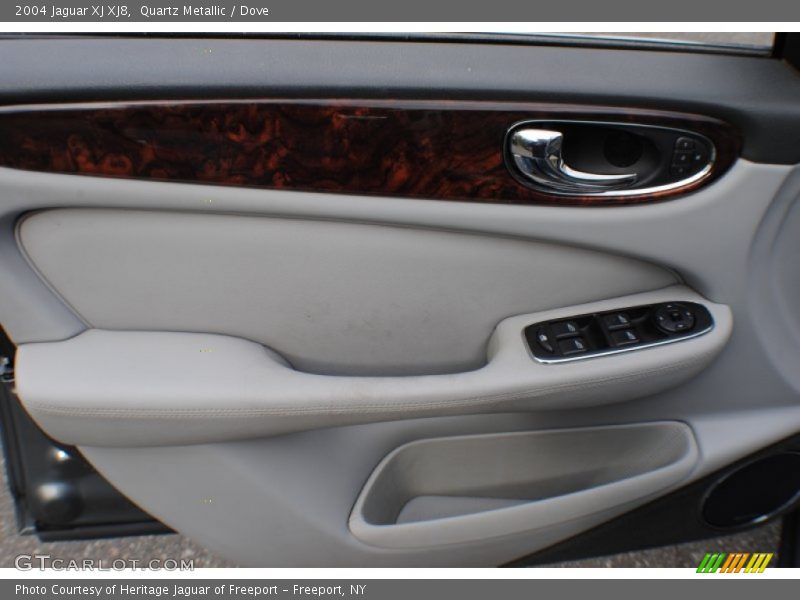 Quartz Metallic / Dove 2004 Jaguar XJ XJ8
