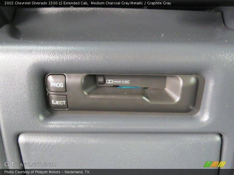 Medium Charcoal Gray Metallic / Graphite Gray 2002 Chevrolet Silverado 1500 LS Extended Cab