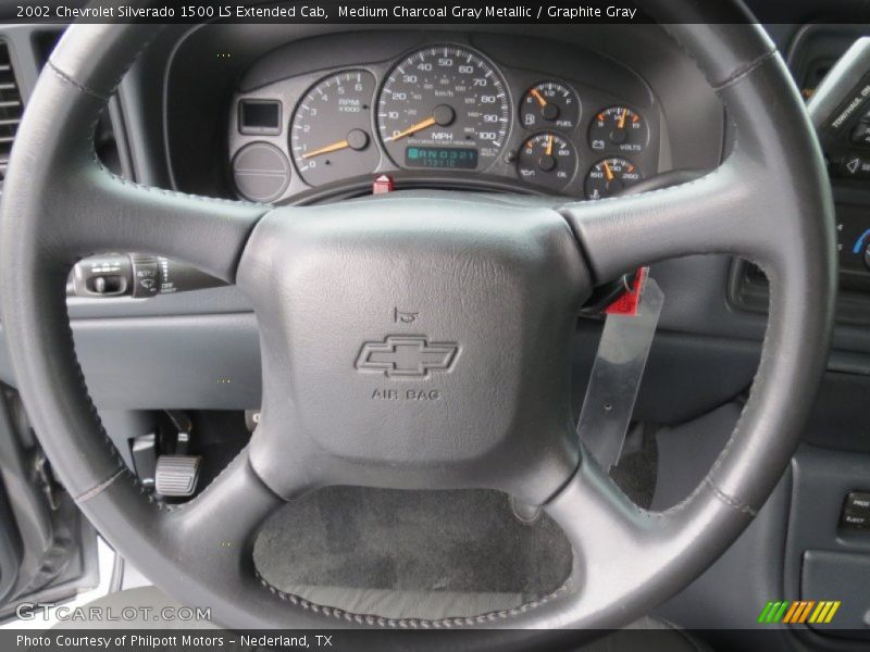 Medium Charcoal Gray Metallic / Graphite Gray 2002 Chevrolet Silverado 1500 LS Extended Cab
