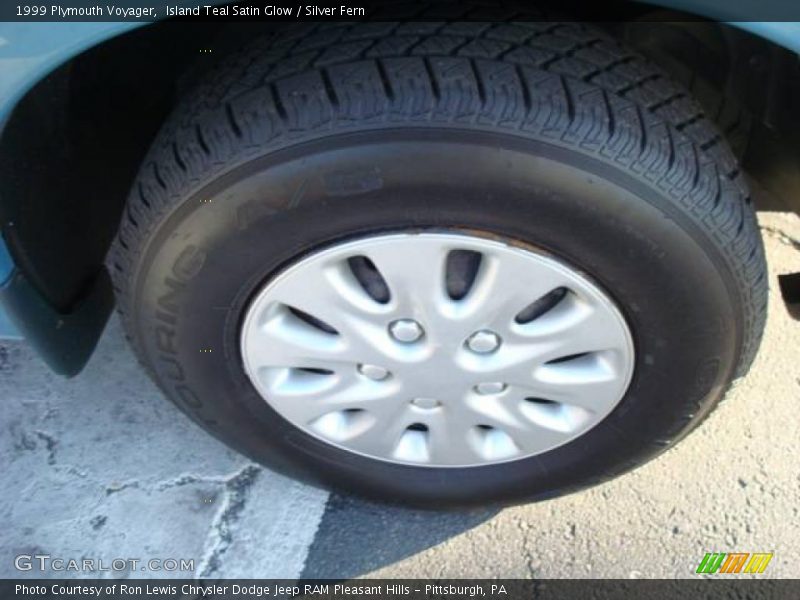 Island Teal Satin Glow / Silver Fern 1999 Plymouth Voyager