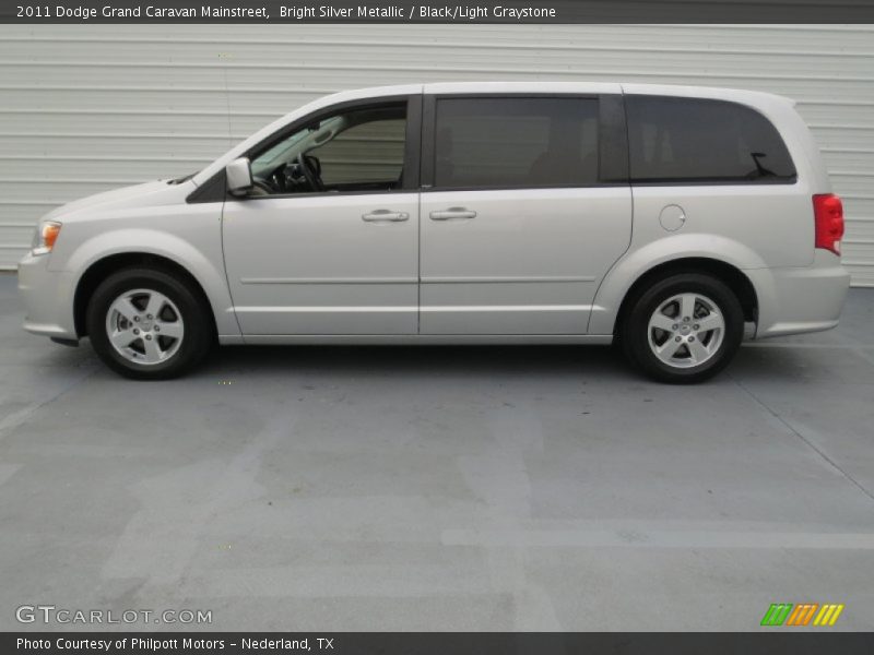Bright Silver Metallic / Black/Light Graystone 2011 Dodge Grand Caravan Mainstreet