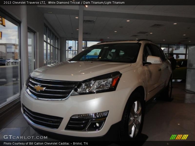 White Diamond Tricoat / Dark Titanium/Light Titanium 2013 Chevrolet Traverse LTZ