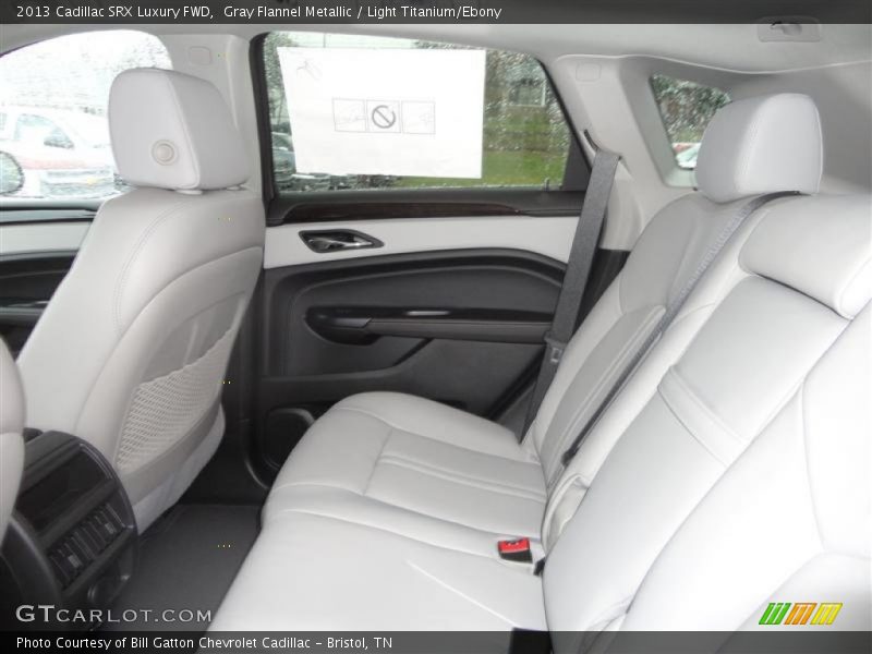 Gray Flannel Metallic / Light Titanium/Ebony 2013 Cadillac SRX Luxury FWD