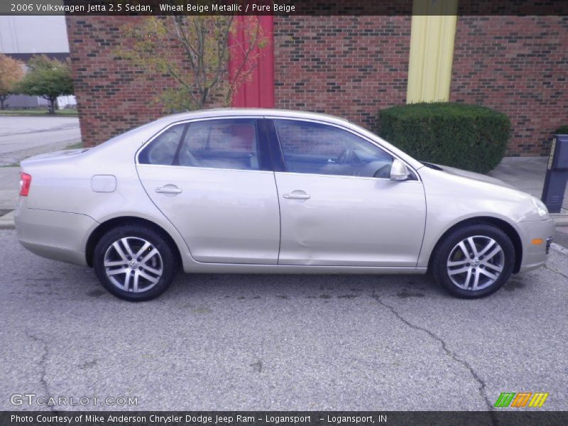 Wheat Beige Metallic / Pure Beige 2006 Volkswagen Jetta 2.5 Sedan