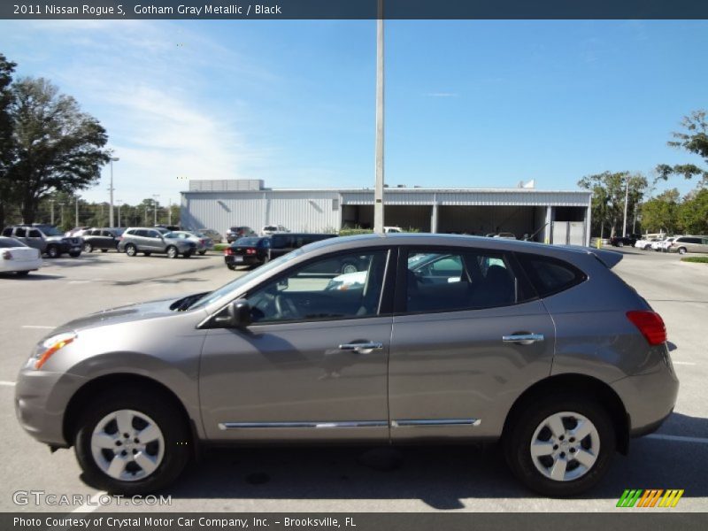 Gotham Gray Metallic / Black 2011 Nissan Rogue S