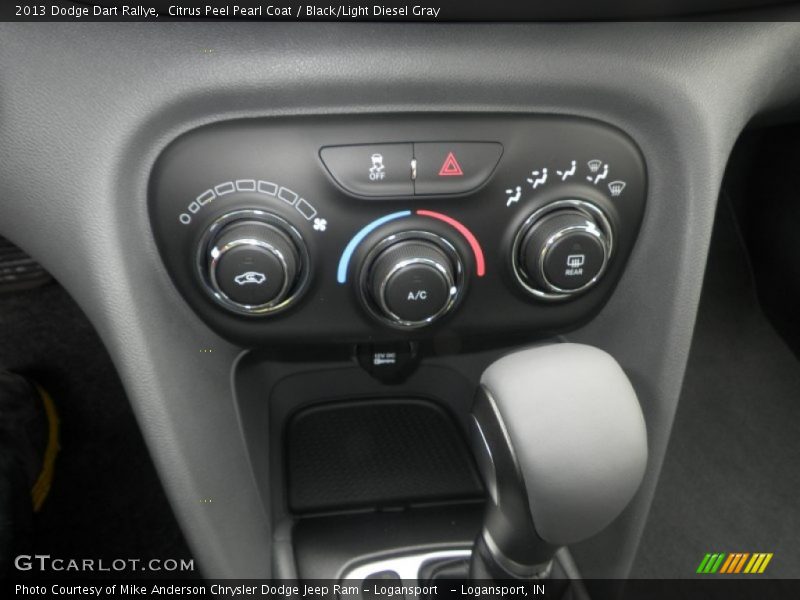 Citrus Peel Pearl Coat / Black/Light Diesel Gray 2013 Dodge Dart Rallye