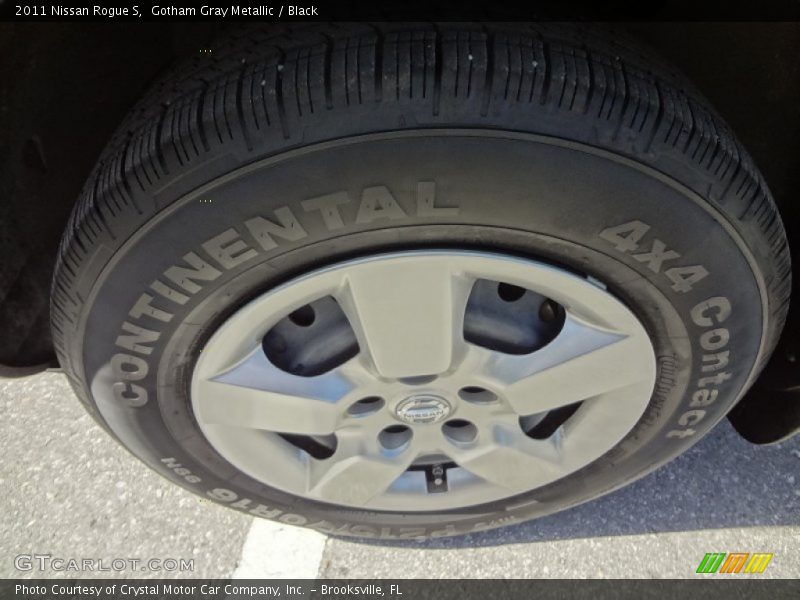 Gotham Gray Metallic / Black 2011 Nissan Rogue S