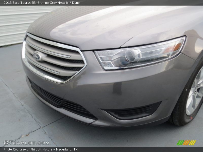 Sterling Gray Metallic / Dune 2013 Ford Taurus SE