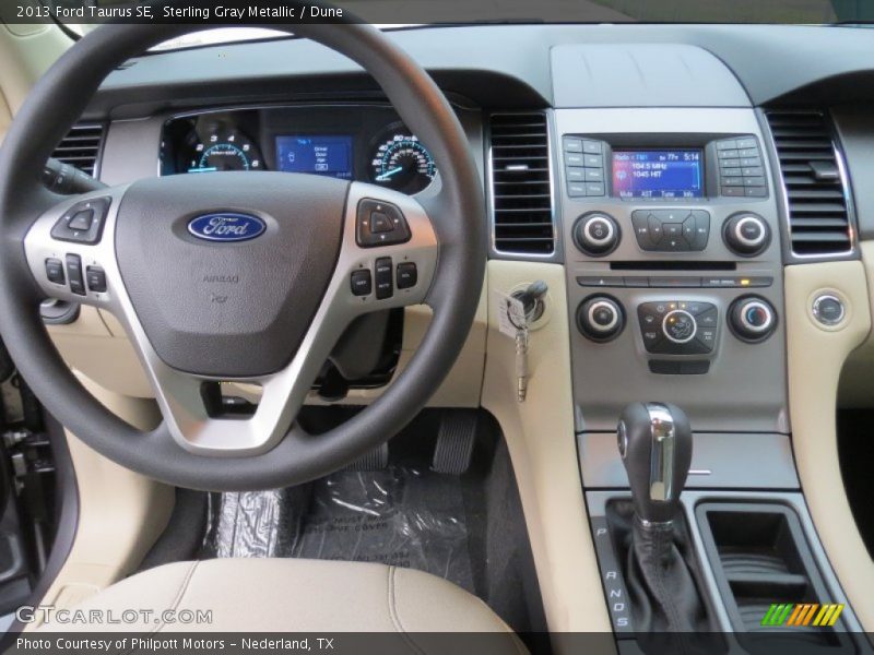 Dashboard of 2013 Taurus SE