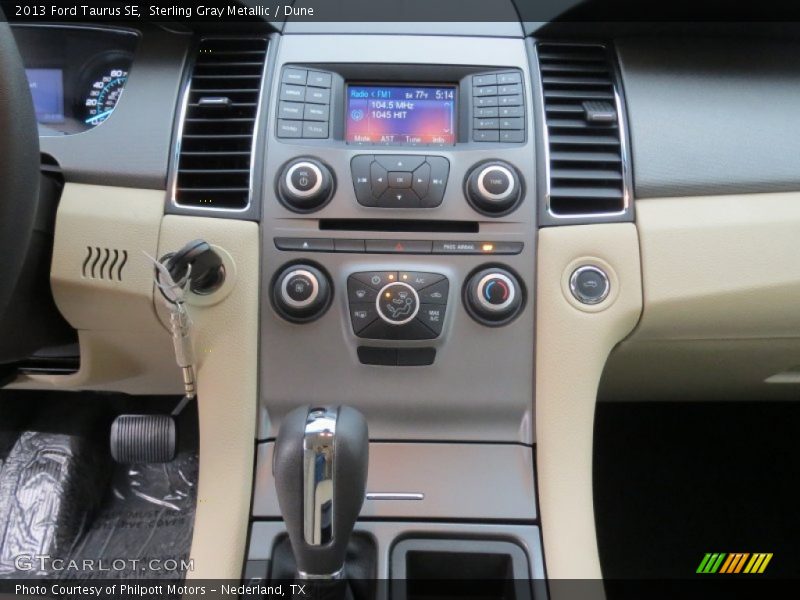 Controls of 2013 Taurus SE