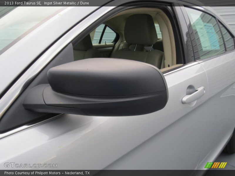 Ingot Silver Metallic / Dune 2013 Ford Taurus SE
