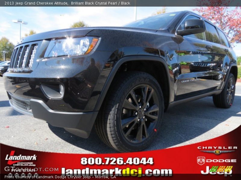 Brilliant Black Crystal Pearl / Black 2013 Jeep Grand Cherokee Altitude