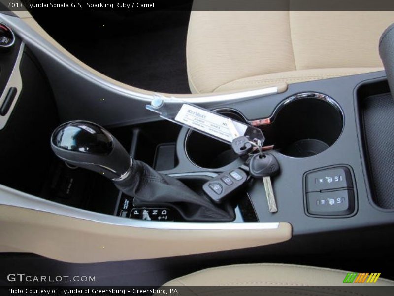 Sparkling Ruby / Camel 2013 Hyundai Sonata GLS