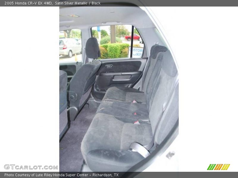 Satin Silver Metallic / Black 2005 Honda CR-V EX 4WD