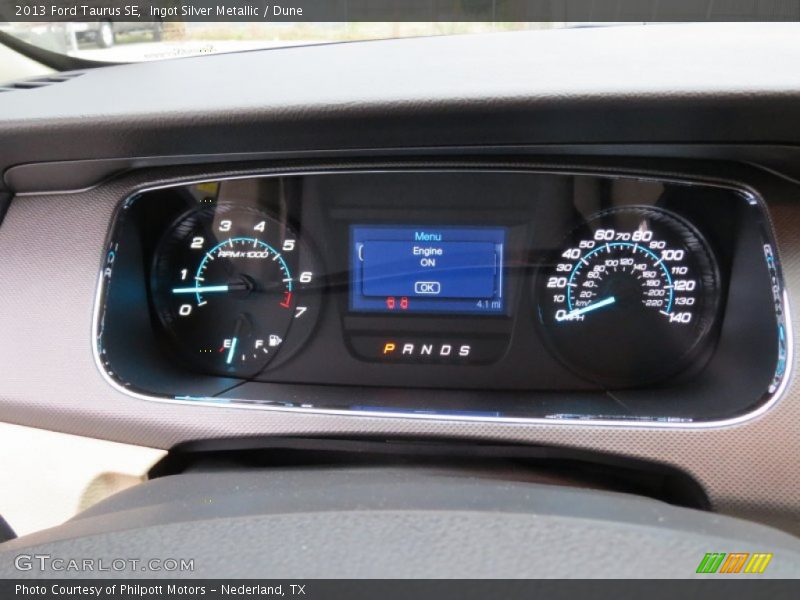 Ingot Silver Metallic / Dune 2013 Ford Taurus SE