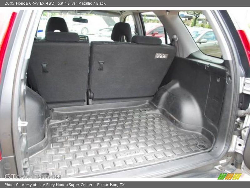 Satin Silver Metallic / Black 2005 Honda CR-V EX 4WD