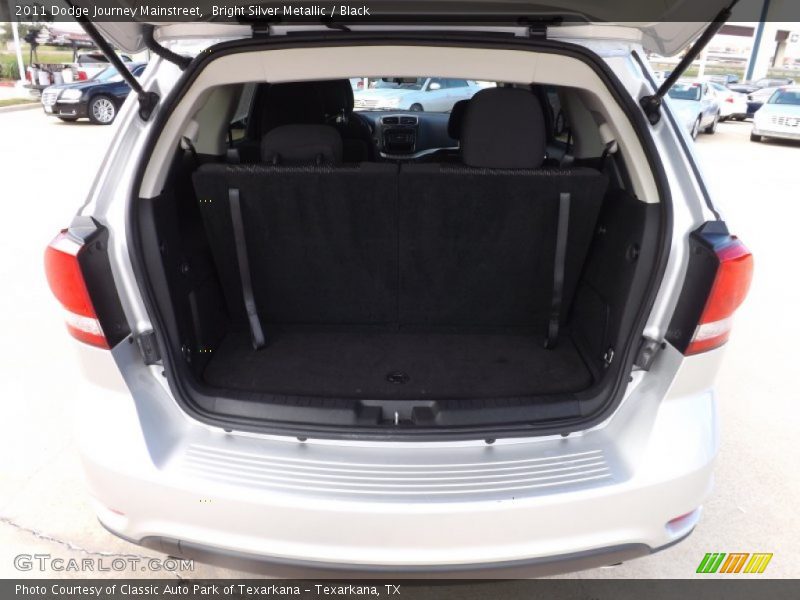 Bright Silver Metallic / Black 2011 Dodge Journey Mainstreet