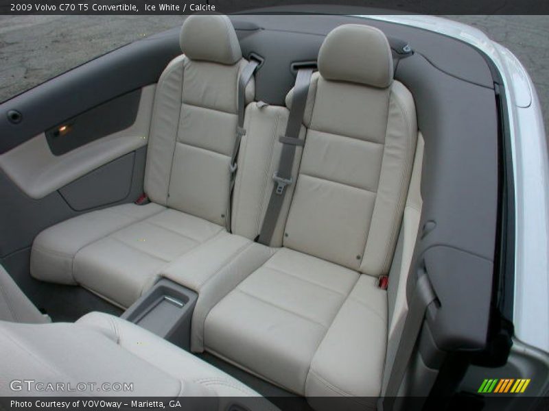 Ice White / Calcite 2009 Volvo C70 T5 Convertible