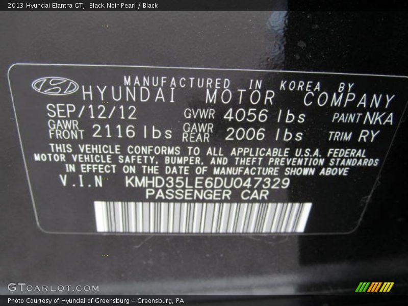 Black Noir Pearl / Black 2013 Hyundai Elantra GT