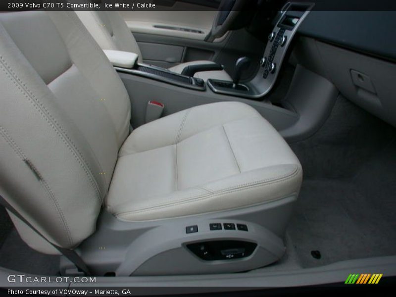 Ice White / Calcite 2009 Volvo C70 T5 Convertible