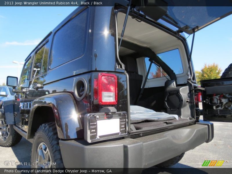 Black / Black 2013 Jeep Wrangler Unlimited Rubicon 4x4
