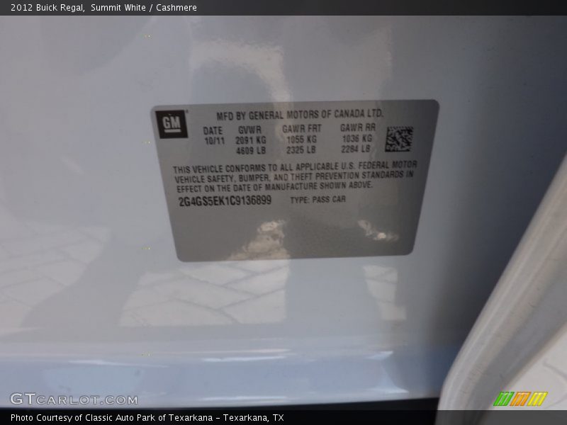 Summit White / Cashmere 2012 Buick Regal