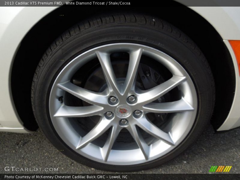 White Diamond Tricoat / Shale/Cocoa 2013 Cadillac XTS Premium FWD