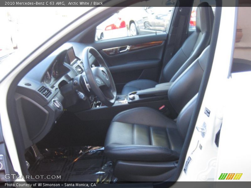 Arctic White / Black 2010 Mercedes-Benz C 63 AMG