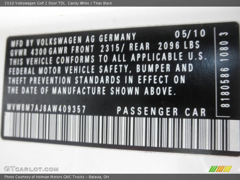 Candy White / Titan Black 2010 Volkswagen Golf 2 Door TDI