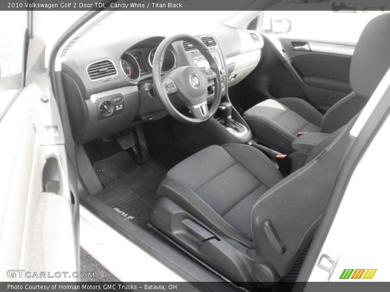 Candy White / Titan Black 2010 Volkswagen Golf 2 Door TDI