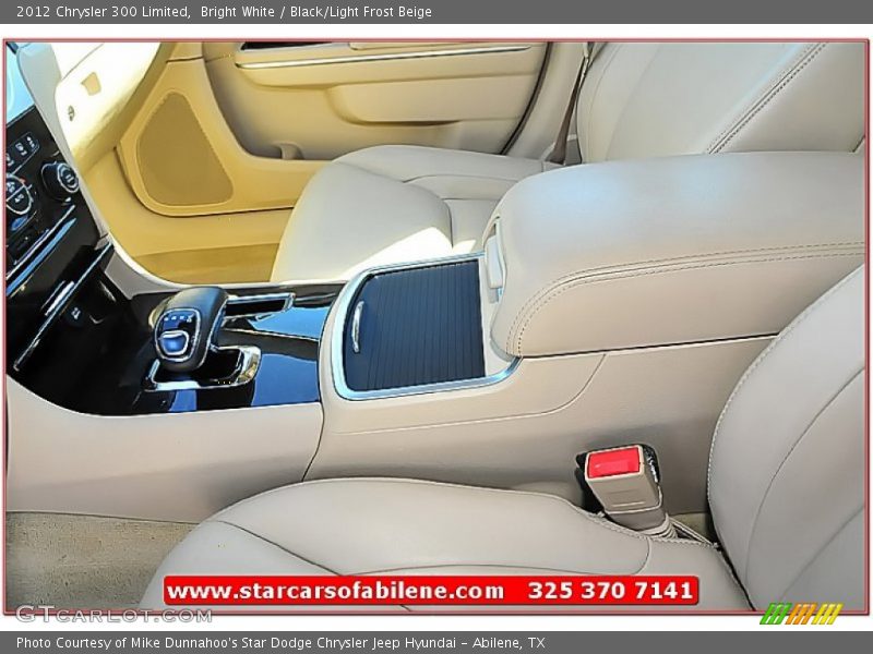 Bright White / Black/Light Frost Beige 2012 Chrysler 300 Limited