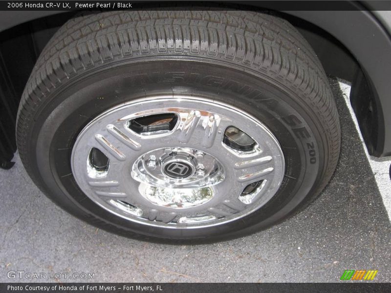 Pewter Pearl / Black 2006 Honda CR-V LX