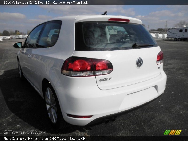 Candy White / Titan Black 2010 Volkswagen Golf 2 Door TDI
