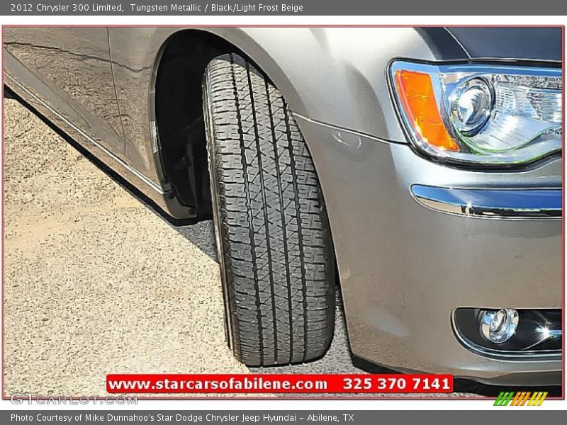 Tungsten Metallic / Black/Light Frost Beige 2012 Chrysler 300 Limited